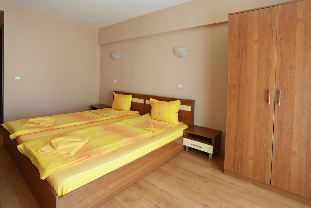 Acropolis Hotel Пазарджик Номер фото