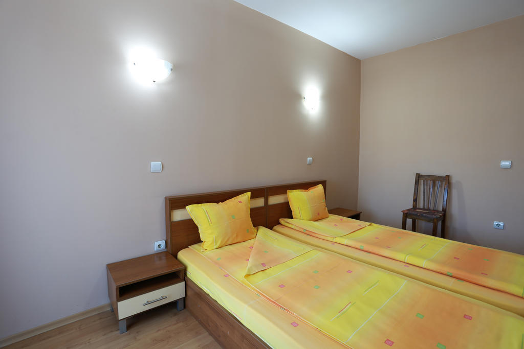 Acropolis Hotel Пазарджик Номер фото
